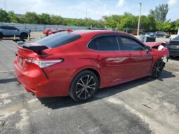 
										2020 Toyota Camry full									