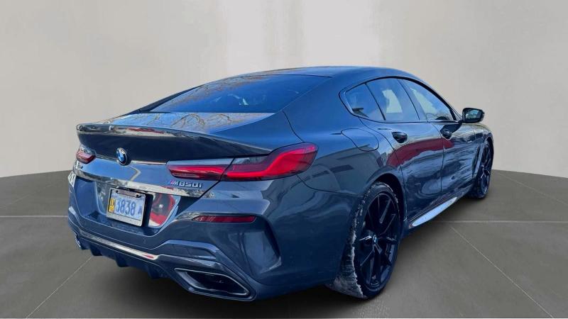 2020 BMW M8