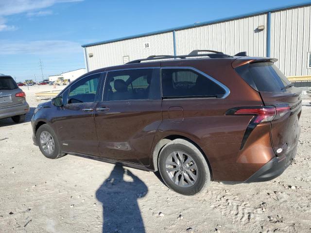 2021 Toyota Sienna xle