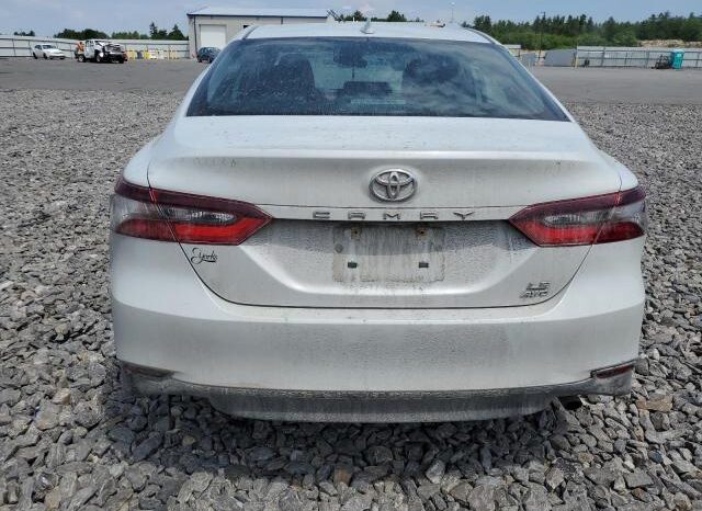 
								2022 Toyota Camry full									