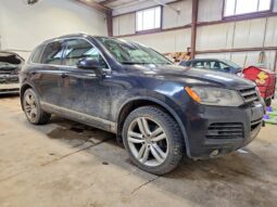 
										2013 Volkswagen Touareg full									