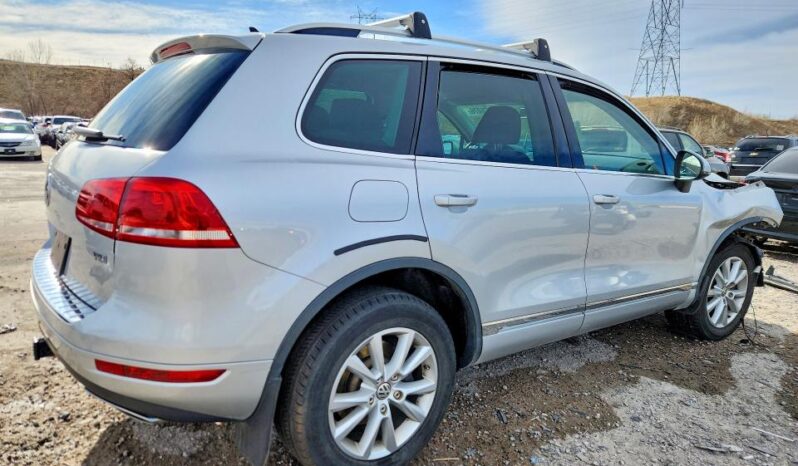 
								2013 Volkswagen Touareg full									