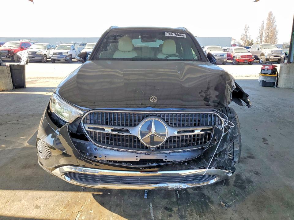 2024 Mercedes-benz Glc