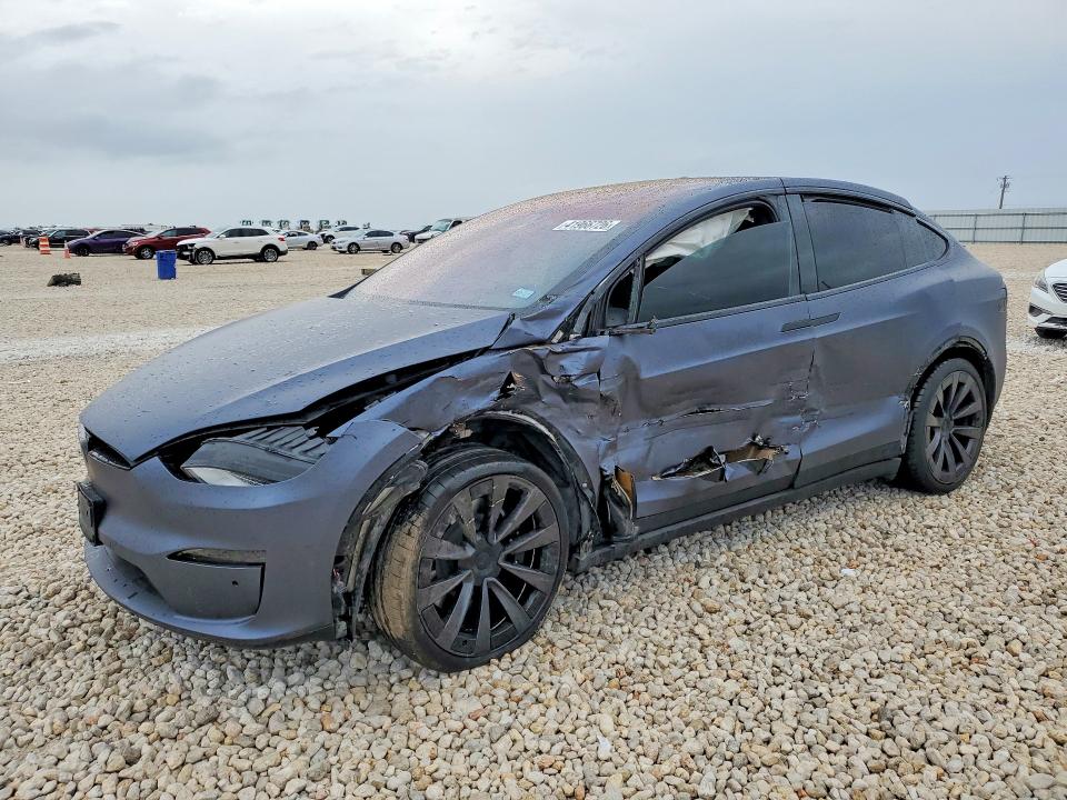 2022 Tesla Model x