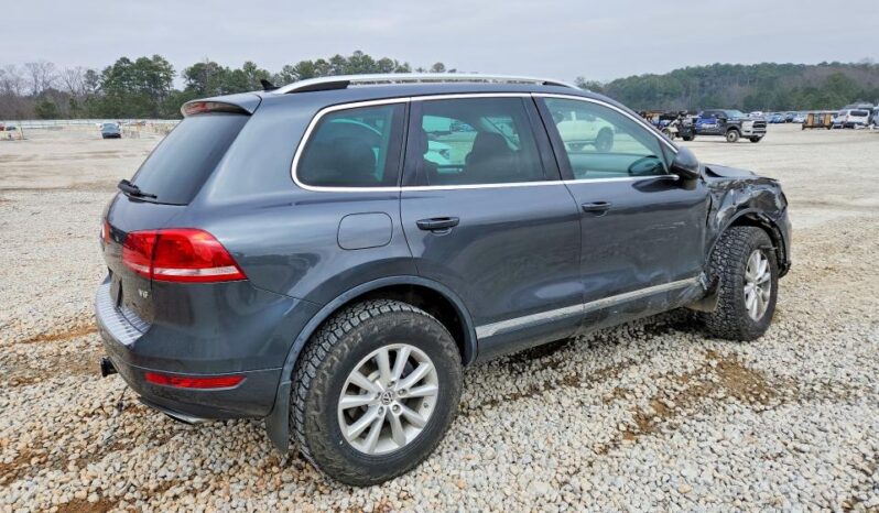 
								2014 Volkswagen Touareg full									