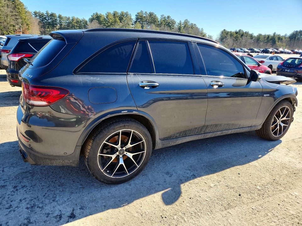 2021 Mercedes-benz Glc