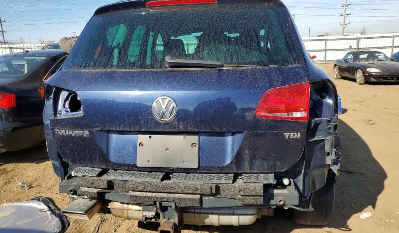 
								2011 Volkswagen Touareg full									