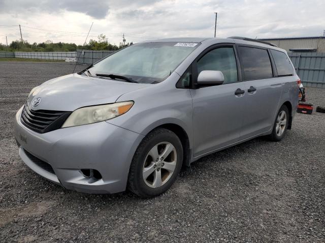 2012 Toyota Sienna