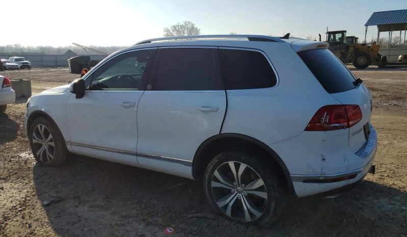 
								2017 Volkswagen Touareg full									