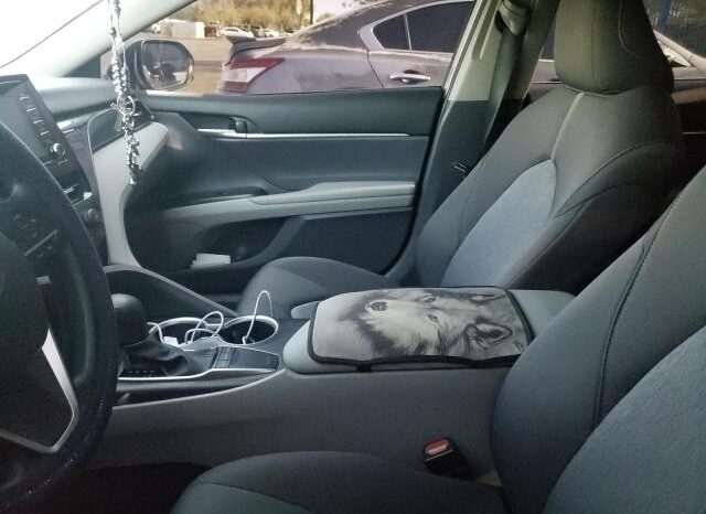 
								2023 Toyota Camry full									