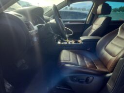 
										2012 Volkswagen Touareg full									
