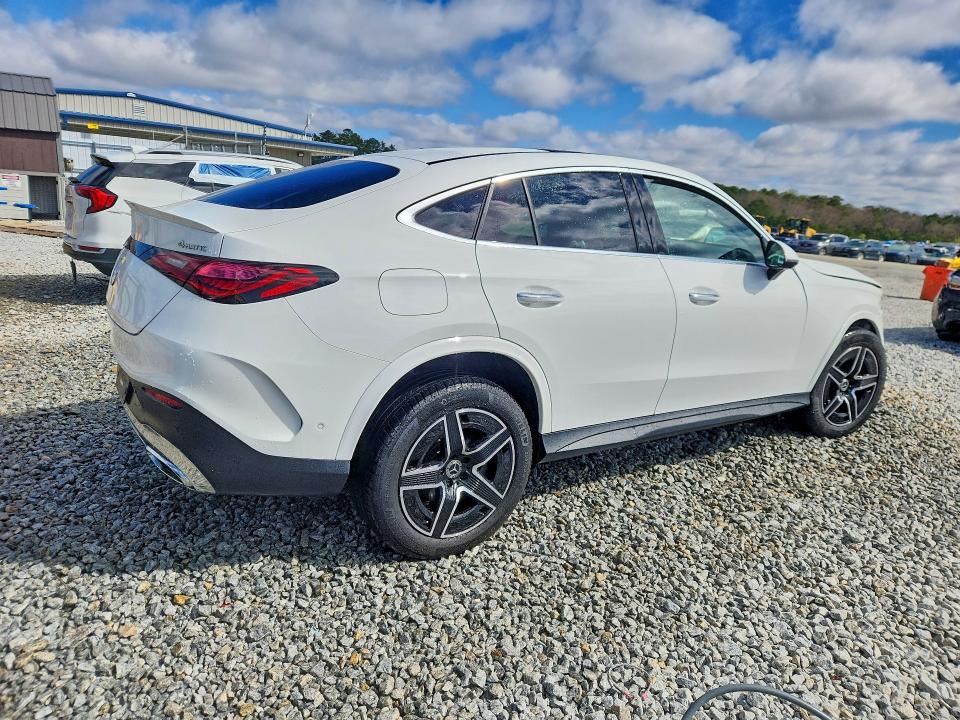 2026 Mercedes-benz Glc