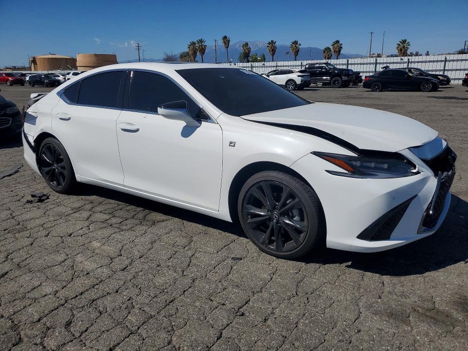 2022 Lexus Es 300h