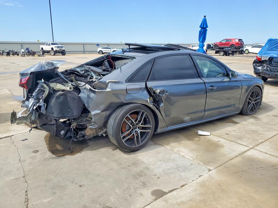 2018 Audi A8