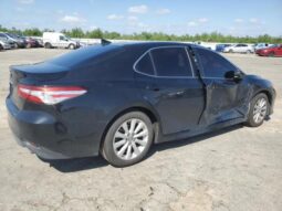 
										2020 Toyota Camry le full									