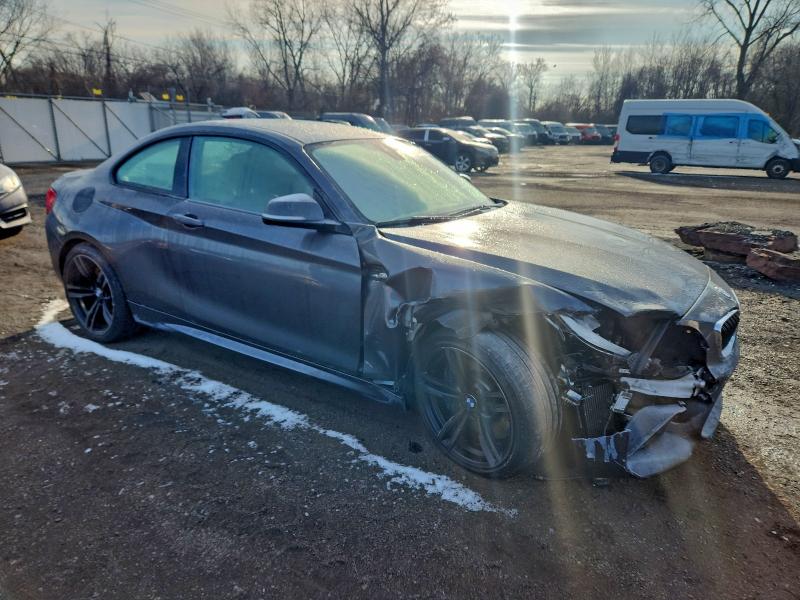 2016 BMW M2