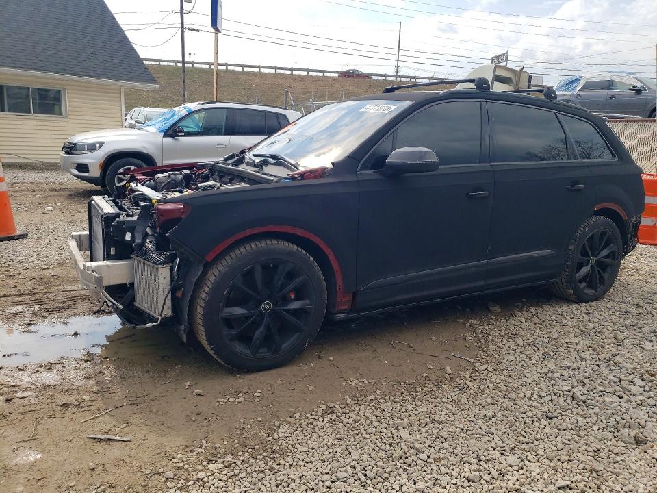 2022 Audi Sq7