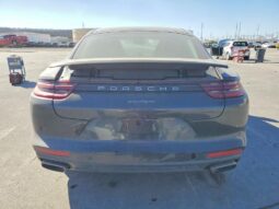 
										2017 Porsche Panamera full									