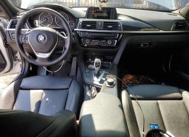 
								2017 BMW 3 series full									