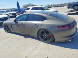 
										2017 Porsche Panamera full									