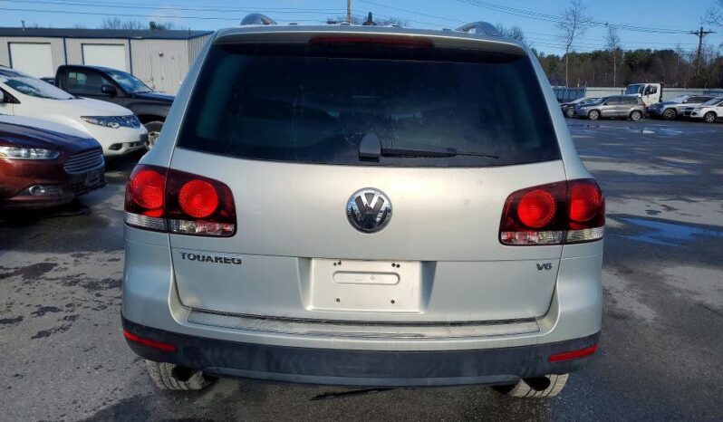 
								2008 Volkswagen Touareg full									