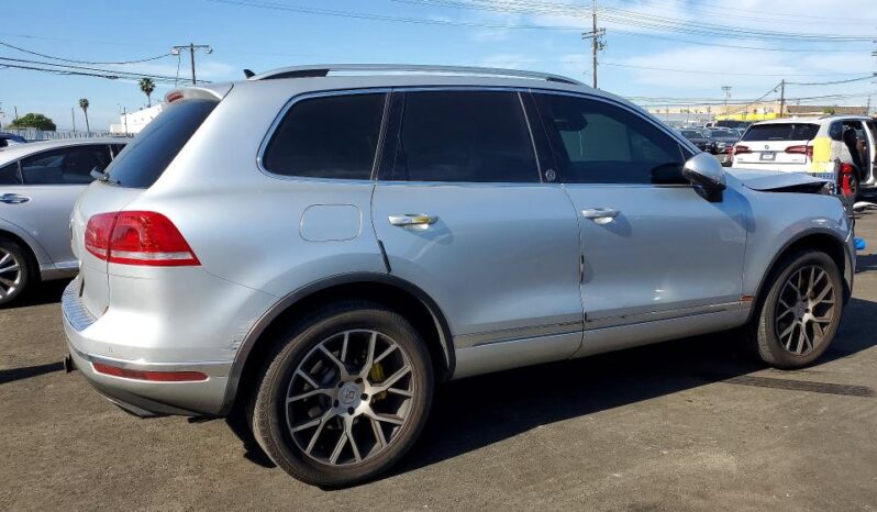 
								2017 Volkswagen Touareg full									