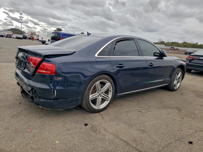 2013 Audi A8 quattro
