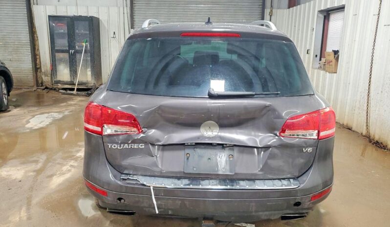 
								2012 Volkswagen Touareg full									