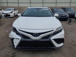 
										2022 Toyota Camry full									
