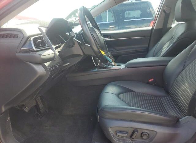 
								2021 Toyota Camry se full									