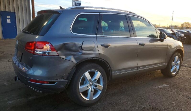 
								2013 Volkswagen Touareg full									