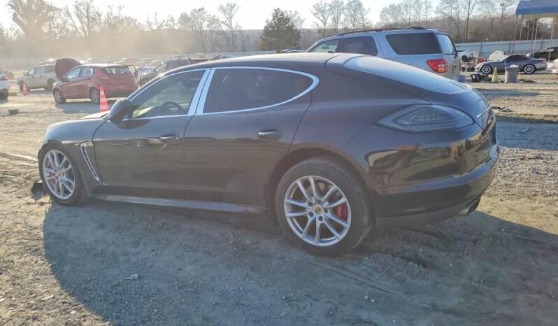 
								2010 Porsche Panamera full									