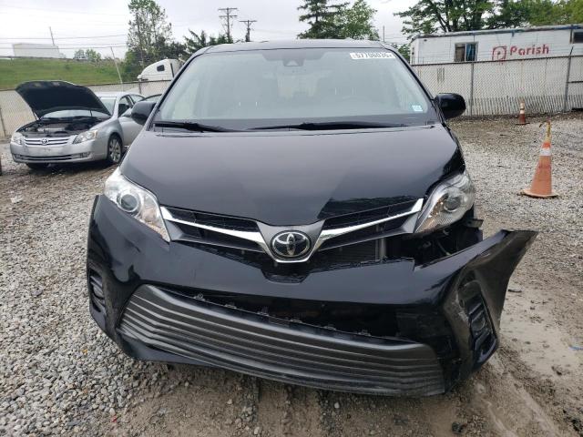 2019 Toyota Sienna xle