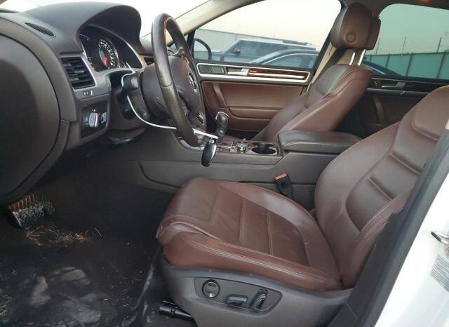
								2014 Volkswagen Touareg full									