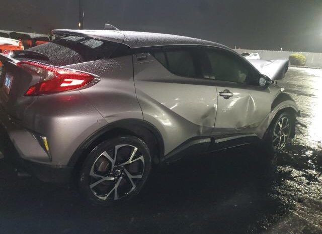 
								2018 Toyota C-hr full									