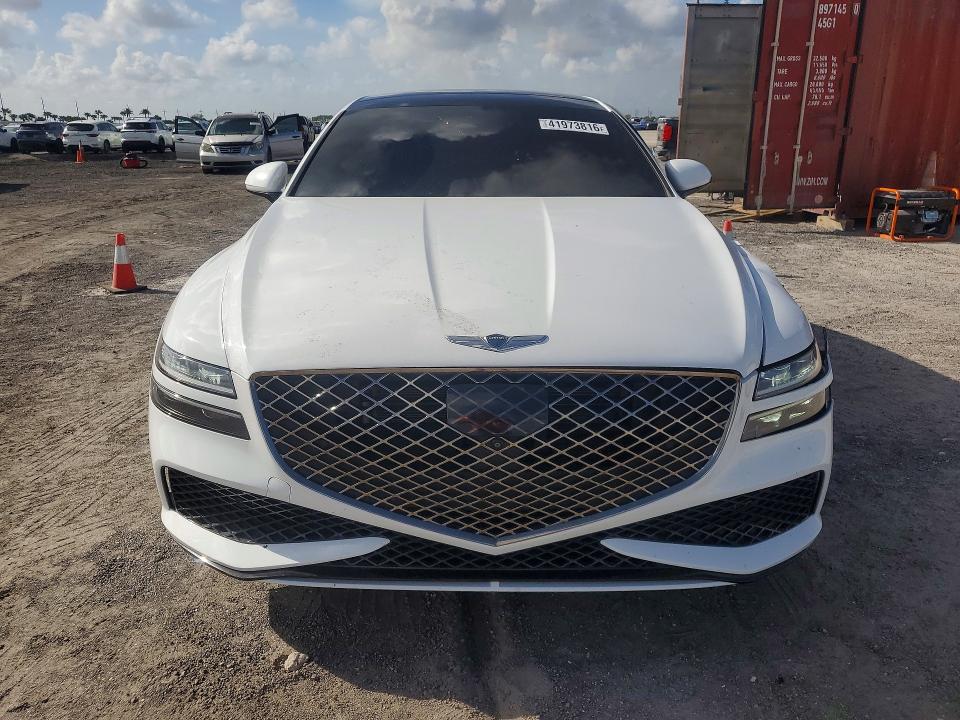 2023 Genesis G80