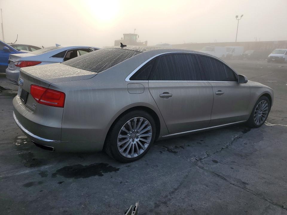 2014 Audi A8