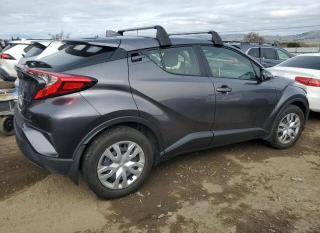 
								2021 Toyota C-hr full									