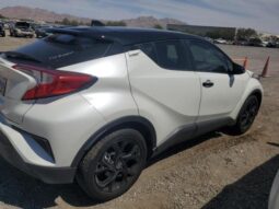 
										2021 Toyota C-hr full									