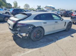 
										2019 Porsche Panamera full									