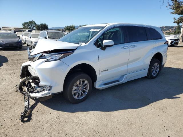 2022 Toyota Sienna