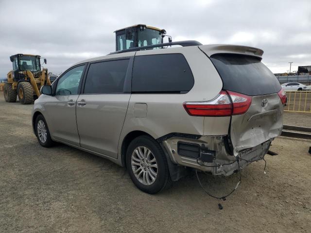 2016 Toyota Sienna xle