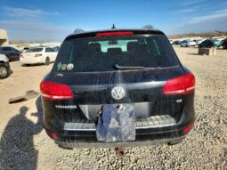 
										2014 Volkswagen Touareg full									