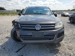 
										2012 Volkswagen Touareg full									
