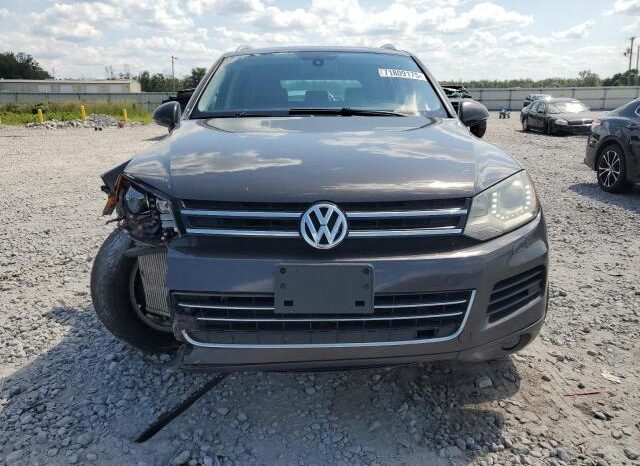 
								2012 Volkswagen Touareg full									