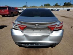 
										2016 Toyota Camry le full									