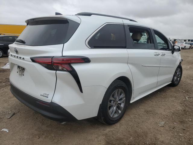 2022 Toyota Sienna xle