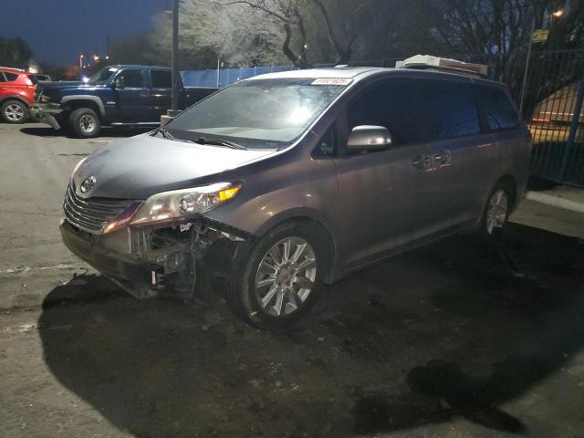 2013 Toyota Sienna xle