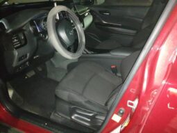 
										2019 Toyota C-hr full									