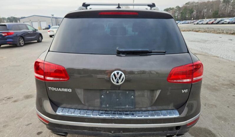 
								2015 Volkswagen Touareg full									